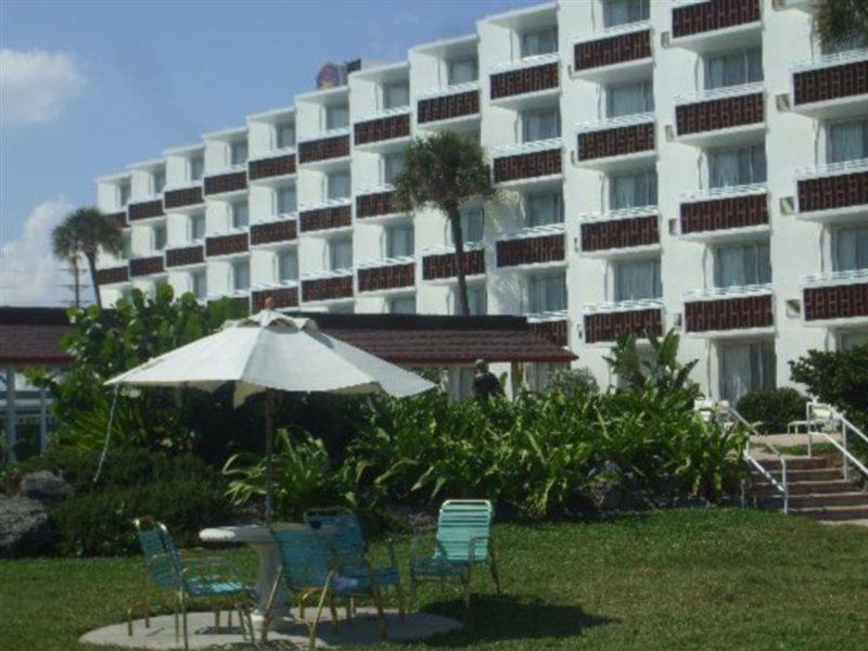Best Western Aku Tiki Inn Daytona Beach Exterior foto